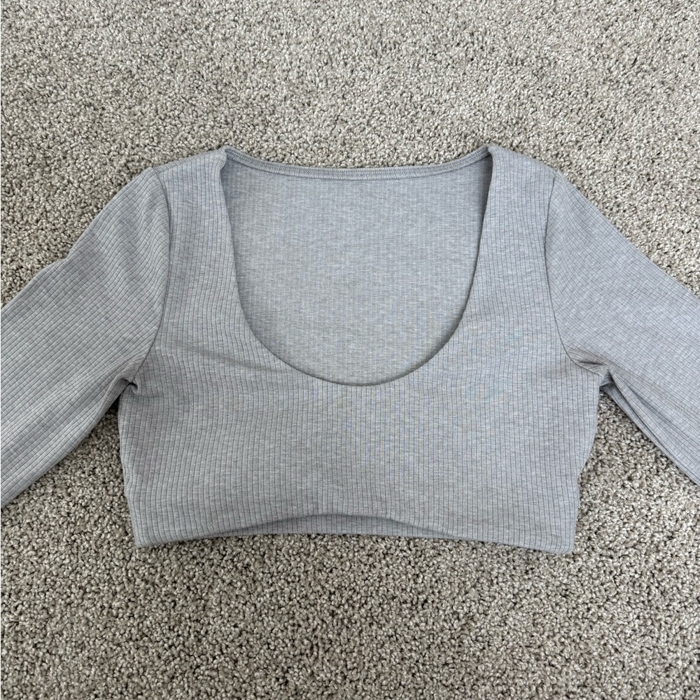 Alo Gray Long Sleeve